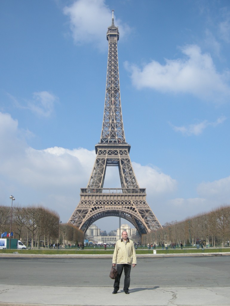 stefano-accossano-in-paris